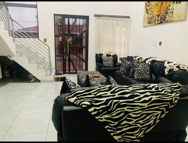 4 BEDROOM HOUSE FOR SALE IN VANDERBIJLPARK CE 4